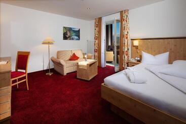 Alm & Wellnesshotel Alpenhof