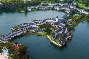 هتل Angsana Laguna Phuket