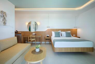 هتل Arina Beach Resort