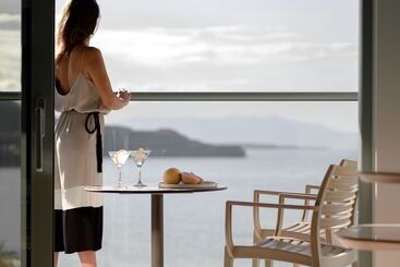 هتل Arina Beach Resort