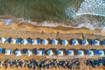 هتل Arina Beach Resort