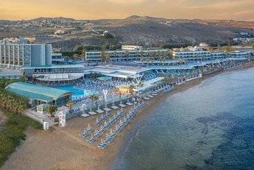 هتل Arina Beach Resort