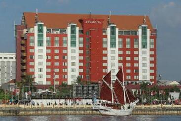 酒店 Aryaduta Makassar