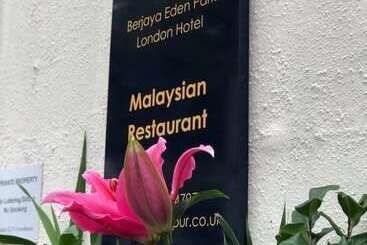 هتل Berjaya Eden Park London