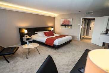 هتل Best Western Plus  Metz Technopole