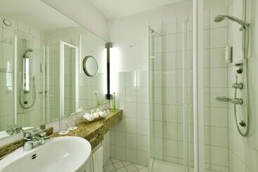 Best Western Premier Parkhotel Kronsberg