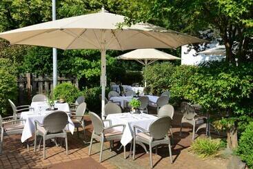 Best Western Premier Parkhotel Kronsberg