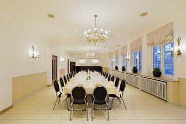 Designhotel + Congresscentrum Wienecke Xi