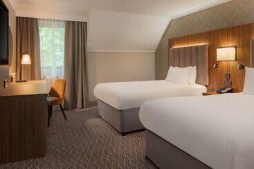 هتل Doubletree By Hilton Southampton