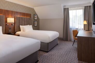 هتل Doubletree By Hilton Southampton