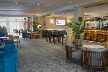 هتل Doubletree By Hilton Southampton