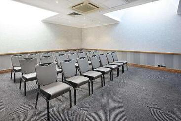 هتل Doubletree By Hilton Southampton
