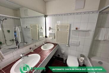 Hotel Erooms Minusio