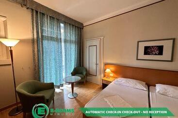 Hotel Erooms Minusio