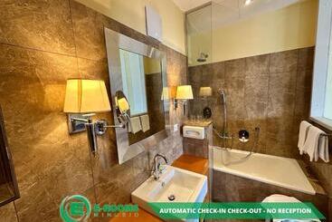 Hotel Erooms Minusio