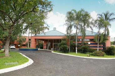 هتل Golden Park Ribeirao Preto