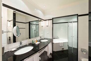 هتل Hilton Berlin