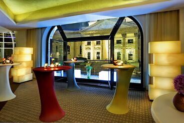هتل Hilton Berlin