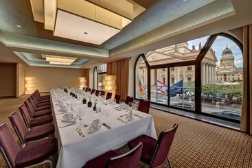 هتل Hilton Berlin