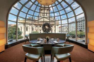 هتل Hilton Berlin