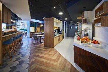 Holiday Inn Clermont Ferrand Centre, An Ihg - Clermont Ferrand