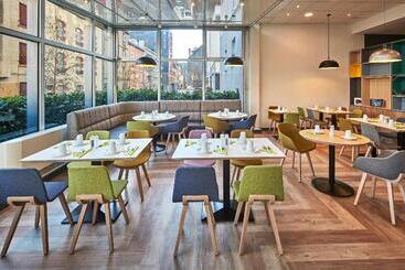 هتل Holiday Inn Clermont Ferrand Centre, An Ihg