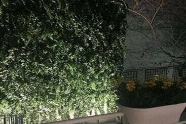 هتل Holiday Inn Paris Montmartre, An Ihg