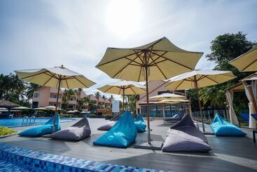 هتل Holiday Villa Beach Resort & Spa Cherating