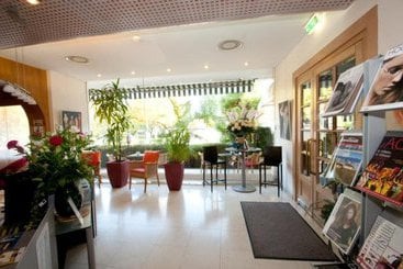 هتل Hostellerie De La Vendee
