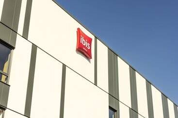 هتل Ibis Paris Coeur D'Orly Airport