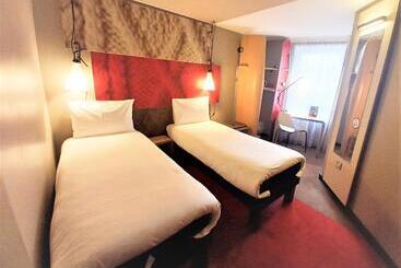 هتل Ibis Portsmouth