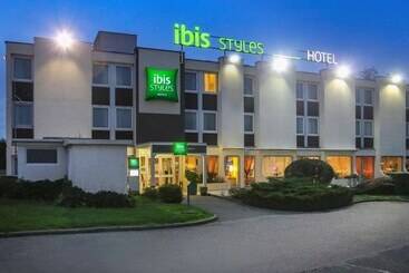هتل Ibis Styles Orleans