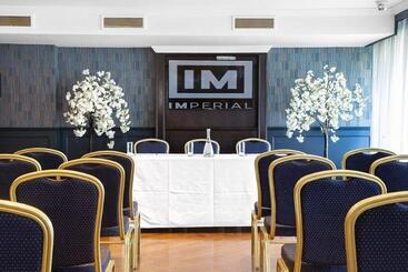 هتل Imperial Dundalk
