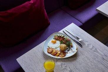 호텔 Indigo   Dusseldorf   Victoriaplatz, An Ihg