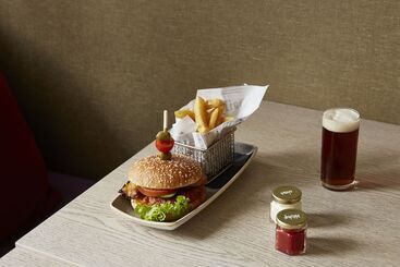 호텔 Indigo   Dusseldorf   Victoriaplatz, An Ihg