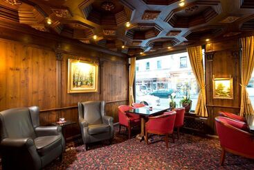 King S Hotel First