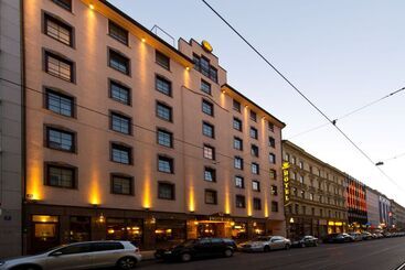 King S Hotel First