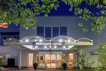 בית מלון כפרי Mercure Bristol Stuttgart Sindelfingen