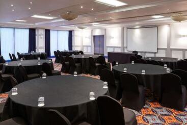 هتل Mercure Nottingham Sherwood