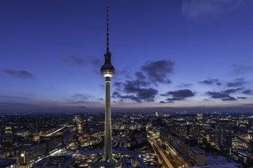 هتل Park Inn By Radisson Berlin Alexanderplatz
