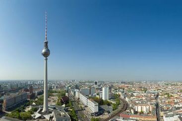 هتل Park Inn By Radisson Berlin Alexanderplatz