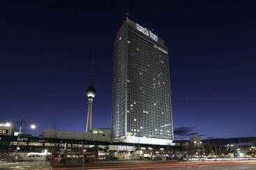 هتل Park Inn By Radisson Berlin Alexanderplatz