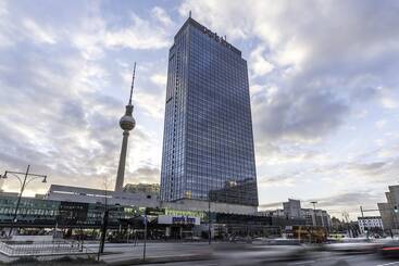 هتل Park Inn By Radisson Berlin Alexanderplatz