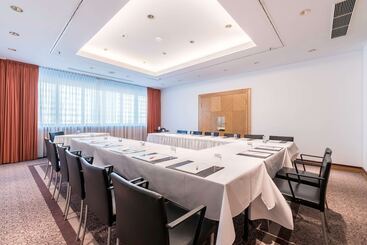 هتل Park Inn By Radisson Berlin Alexanderplatz