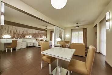 هتل Riu Yucatan - All Inclusive