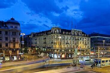 هتل Schweizerhof Zurich