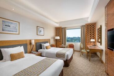 Sedona Hotel Yangon