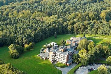 Ibis Styles Louvain La Neuve Hotel And Events