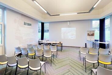 Ibis Styles Louvain La Neuve Hotel And Events