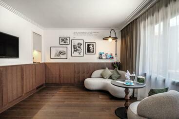 Le Louise Hotel Brussels   Mgallery Collection